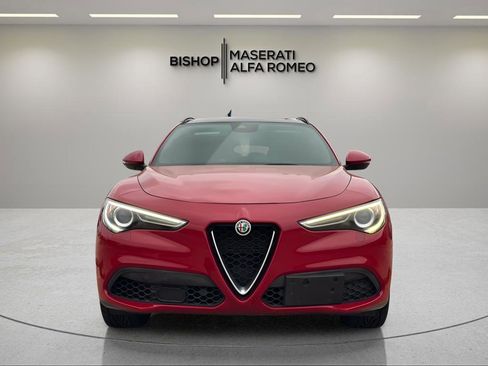 Used 2022 Alfa Romeo Stelvio Ti image 2