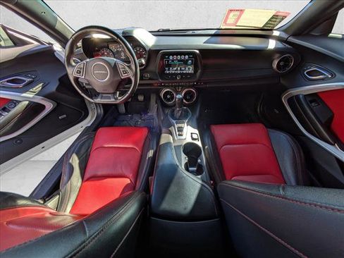 Used 2016 Chevrolet Camaro LT image 20