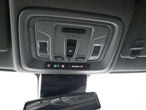 Used 2024 GMC Sierra 2500 SLE w/ SLE Value Package; image 18