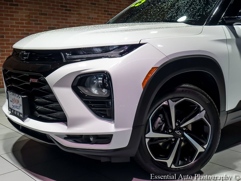 Certified 2023 Chevrolet TrailBlazer RS w/ Convenience Package AWD/4WD image 3
