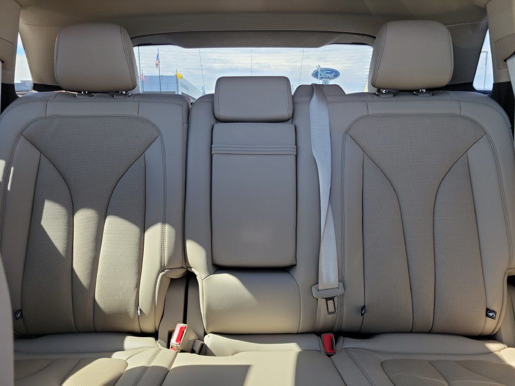 Certified 2023 Lincoln Nautilus Reserve AWD/4WD image 17