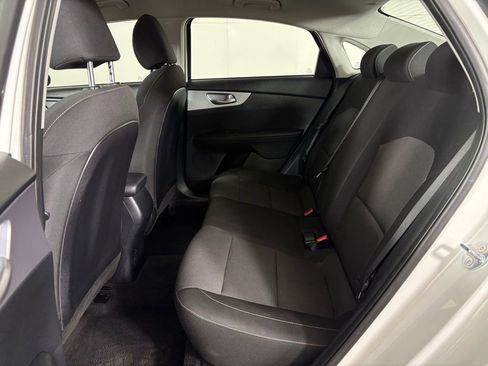 Used 2024 Kia Forte LXS image 37