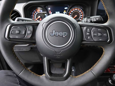 Used 2024 Jeep Wrangler Sport AWD/4WD image 6