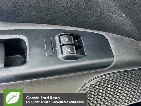 Used 2016 RAM ProMaster City Tradesman SLT w/ Rear Back-up Camera Group FWD image 17
