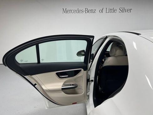 Used 2023 Mercedes-Benz C 300 4MATIC Sedan image 23
