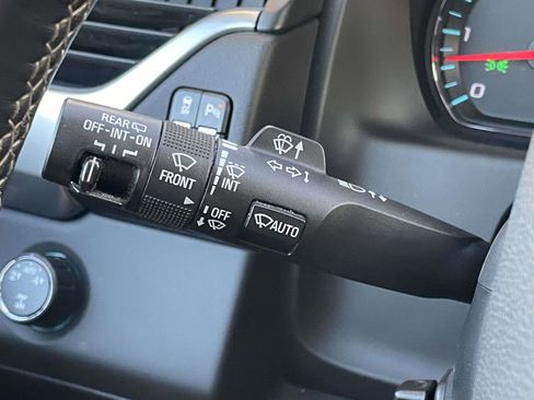 Used 2016 Chevrolet Tahoe LTZ AWD/4WD image 23