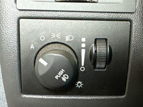 Used 2010 Dodge Challenger SRT8 w/ SRT Option Group II RWD image 12