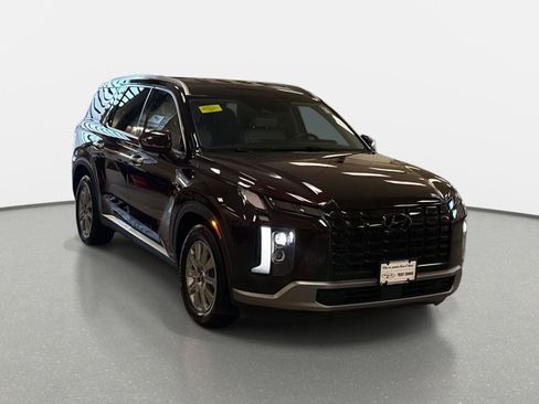 Used 2023 Hyundai Palisade SEL w/ Cargo Package image 3