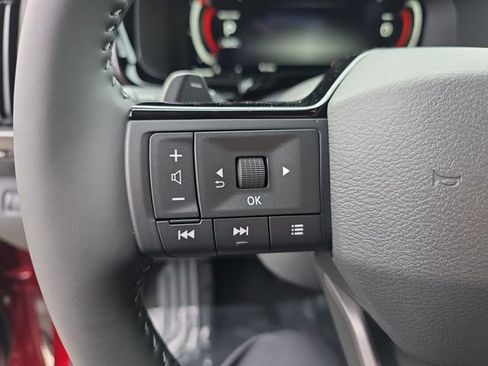 New 2026 Nissan Pathfinder SL image 27