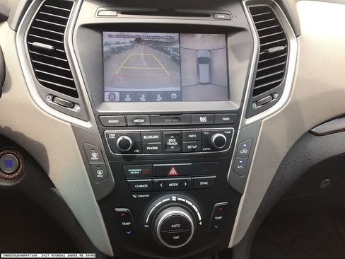 Used 2017 Hyundai Santa Fe Sport w/ 2.4L Tech Package 04 FWD image 15