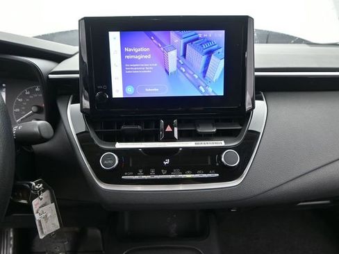 Used 2024 Toyota Corolla LE image 8
