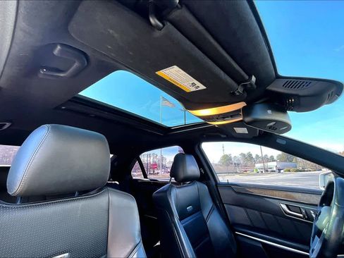 Used 2014 Mercedes-Benz E 63 AMG 4MATIC Sedan image 14