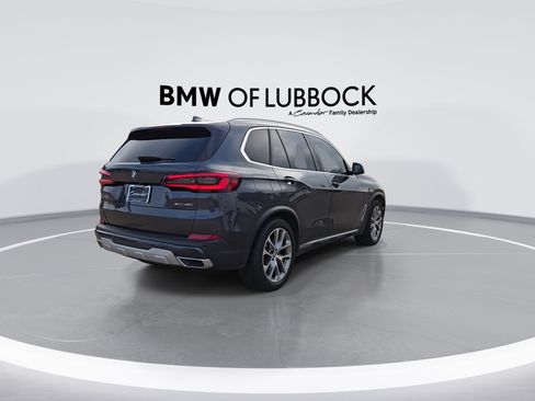 Used 2022 BMW X5 xDrive40i w/ Premium Package AWD/4WD image 8