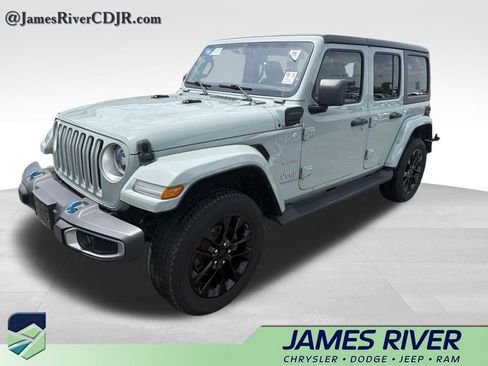 Used 2023 Jeep Wrangler Unlimited Sahara AWD/4WD image 1