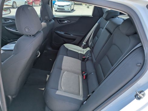 Used 2024 Chevrolet Malibu LT FWD image 13