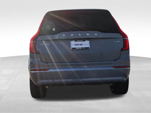 New 2026 Volvo XC90 T8 Plus w/ Protection Package Premier AWD/4WD image 6
