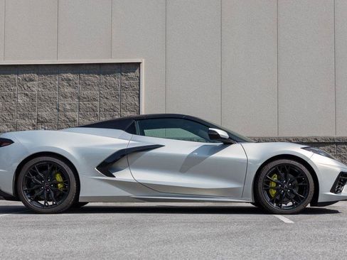Used 2023 Chevrolet Corvette Stingray Preferred Conv RWD image 14