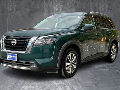 Used 2022 Nissan Pathfinder SL