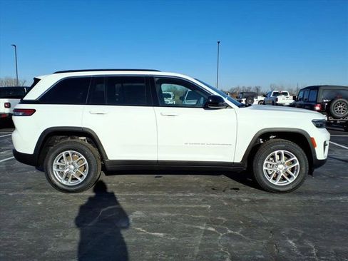 New 2025 Jeep Grand Cherokee Laredo X image 17