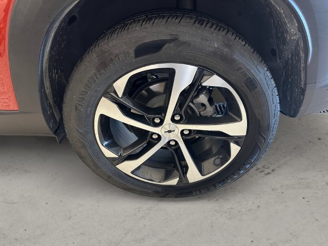 Used 2024 Chevrolet Trax RS w/ Driver Confidence Package FWD image 14