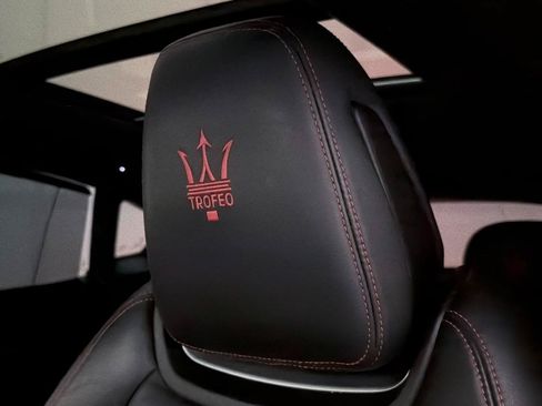 Used 2019 Maserati Levante Trofeo AWD/4WD image 19