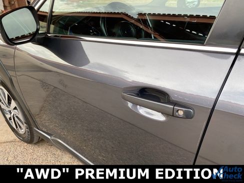 Used 2024 Subaru Outback Premium image 22