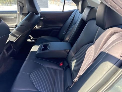 Used 2023 Toyota Camry SE image 25