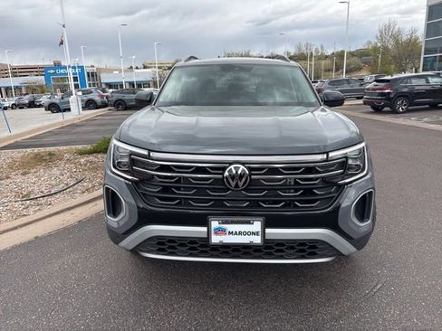 New 2026 Volkswagen Atlas Peak Edition AWD/4WD image 2