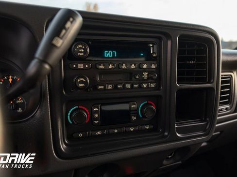 Used 2004 Chevrolet Silverado 2500 LS w/ Skid Plate Package image 28