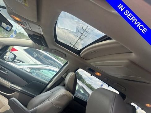 Used 2013 Honda Odyssey Touring Elite image 10