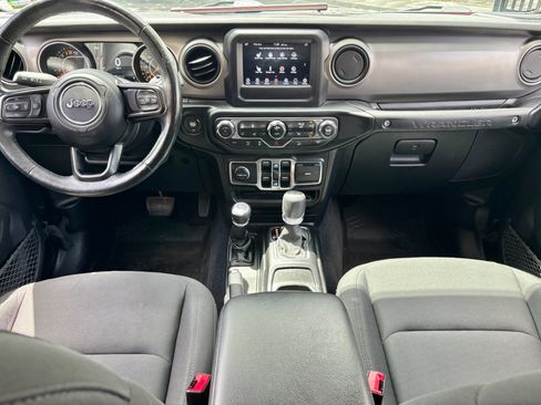 Used 2020 Jeep Wrangler Unlimited Sport AWD/4WD image 12