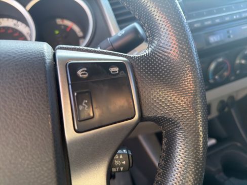 Used 2012 Toyota Tacoma 4x4 Double Cab image 16