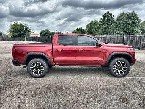 New 2026 GMC Canyon AT4 w/ Technology Plus Package AWD/4WD image 10