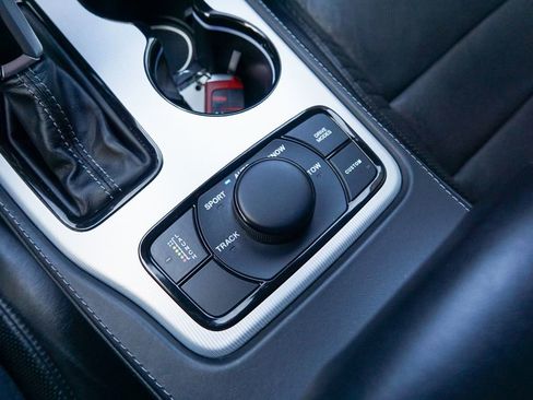 Used 2021 Jeep Grand Cherokee Trackhawk image 29