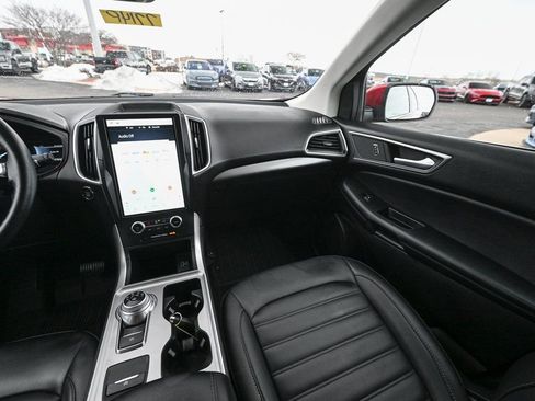Certified 2024 Ford Edge SEL w/ Convenience Package image 34