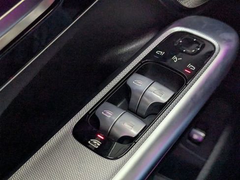 Used 2023 Mercedes-Benz EQE 500 4MATIC SUV image 16