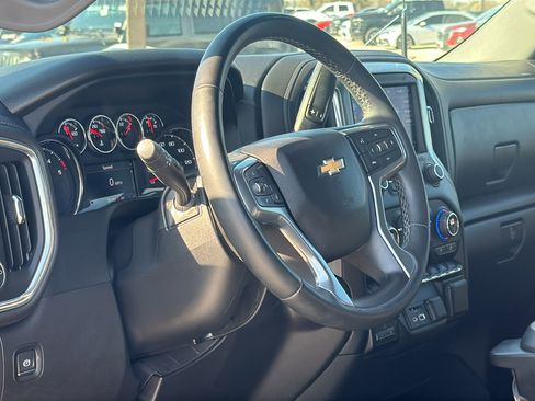 Used 2023 Chevrolet Silverado 2500 LT w/ Convenience Package image 10