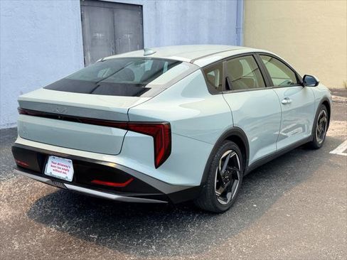 Used 2025 Kia K4 EX FWD image 6