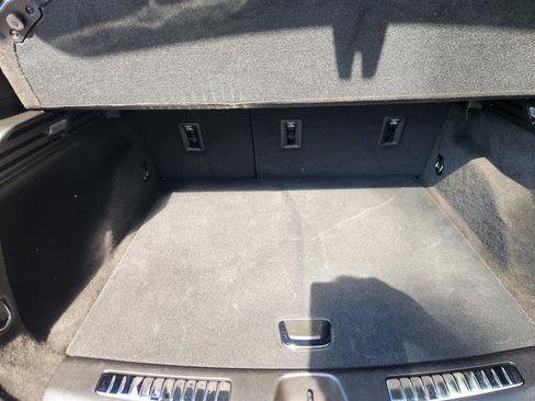 Used 2025 Cadillac XT4 Premium Luxury image 22