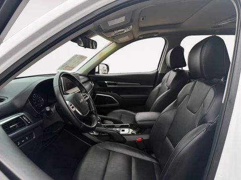 Used 2022 Kia Telluride S FWD image 9