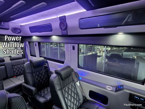 Used 2023 RAM ProMaster 2500 w/ Driver Convenience Group FWD image 29