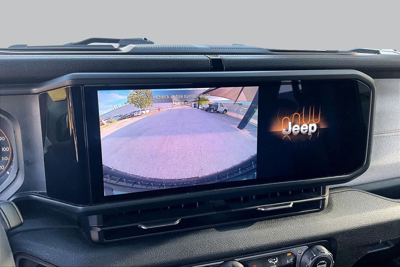 Used 2025 Jeep Wrangler Unlimited Sport AWD/4WD image 26