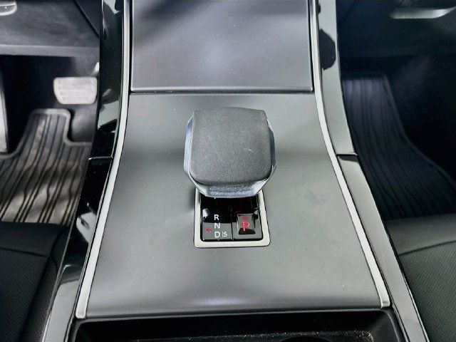 Used 2026 Land Rover Range Rover Evoque S AWD/4WD image 19