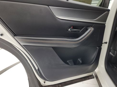 Certified 2024 MAZDA CX-90 Plug-In Hybrid w/ Premium Plus image 29