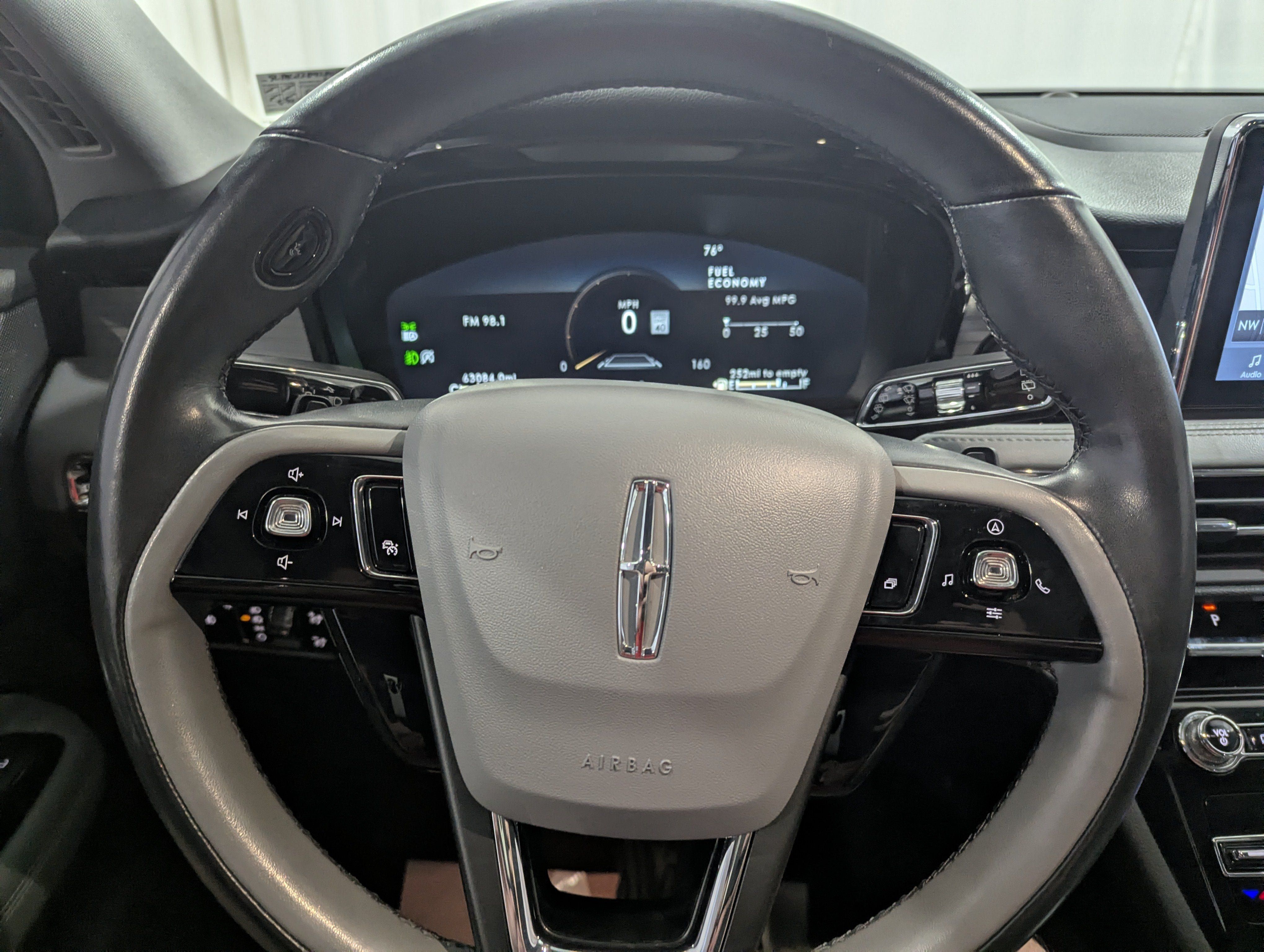 Used 2021 Lincoln Corsair Reserve w/ Equipment Group 201A AWD/4WD image 18