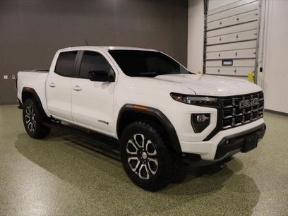 Used 2024 GMC Canyon AT4 w/ AT4 Premium Package