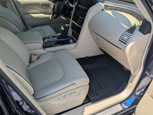 Used 2023 INFINITI QX80 Luxe w/ Cargo Package AWD/4WD image 12