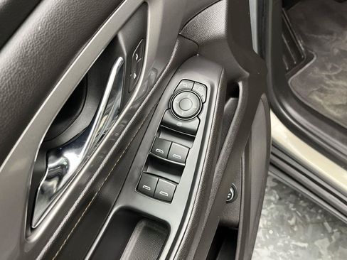 Certified 2018 Chevrolet Traverse LT AWD/4WD image 7