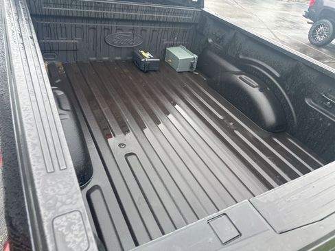 Used 2021 Ford F150 Lariat AWD/4WD image 6