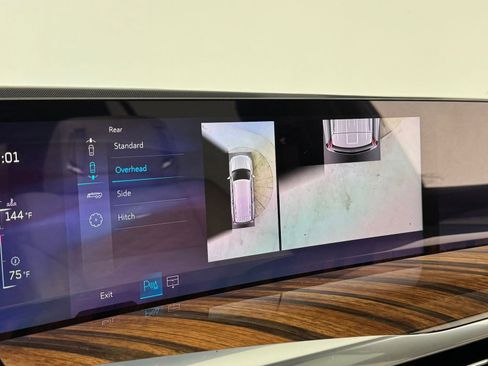 New 2025 Cadillac Escalade Sport Platinum w/ LPO, ONYX Package image 39